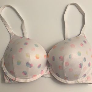 Pink by Victoria’s Secret Wear Everywhere Convertible Push Up Bra